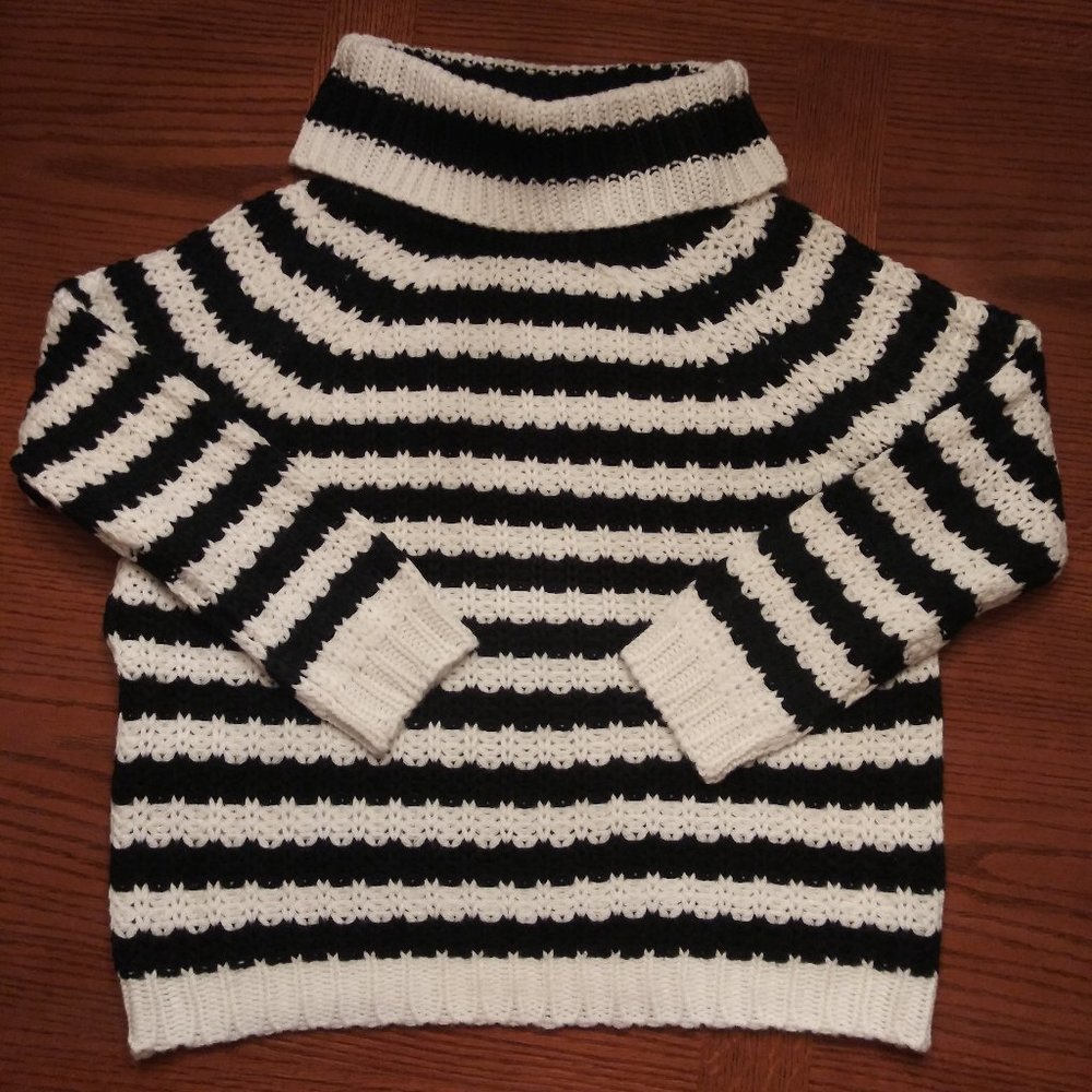 NWT Chelsea & Theodore Striped Sweater